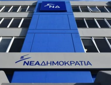 ΝΔ για Π. Καμμένο: «Ο υπουργός Άμυνας ντύθηκε λαγός του Τσίπρα»